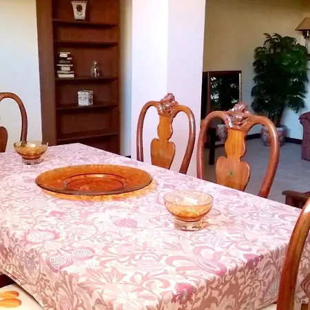 With One Bedroom In Santa Cruz De Tenerife Canarias With Wonderful Sea View Terrace And Wifi 2 Km From The Beach アパート